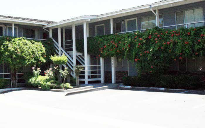 Mariani'S Inn & Restaurant Santa Clara Exterior photo